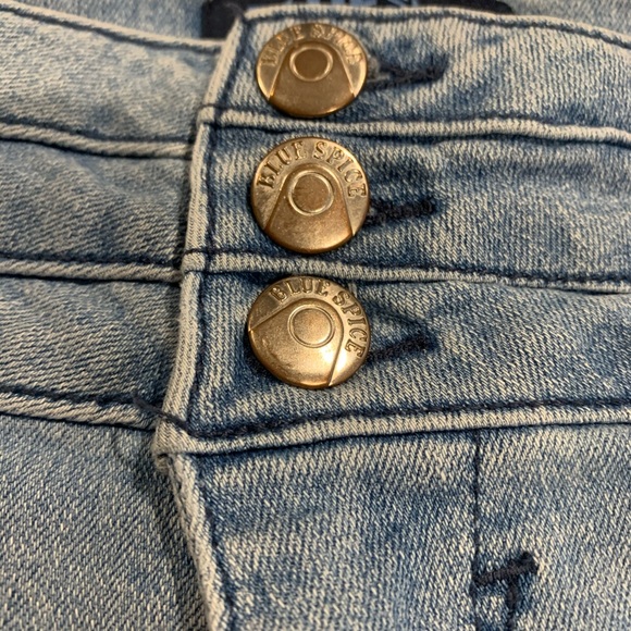 Blue Spice Jean Shorts - Picture 2 of 8